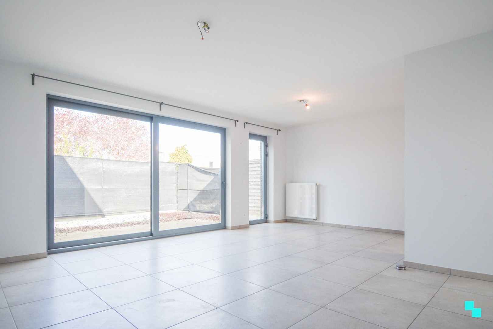 Gelijkvloerse, energiezuinige woning te Westrozebeke foto 4