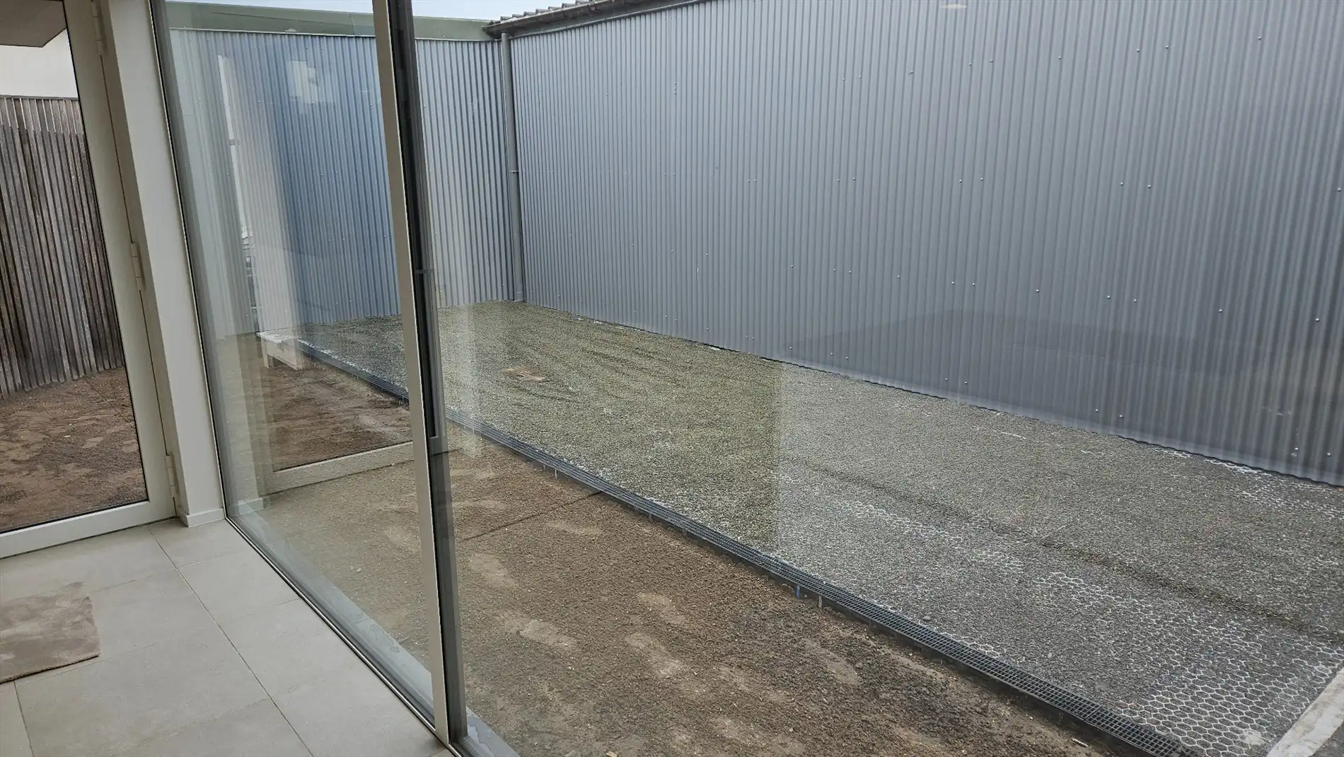 Gerenoveerde woning met 3 slk en terras foto 7