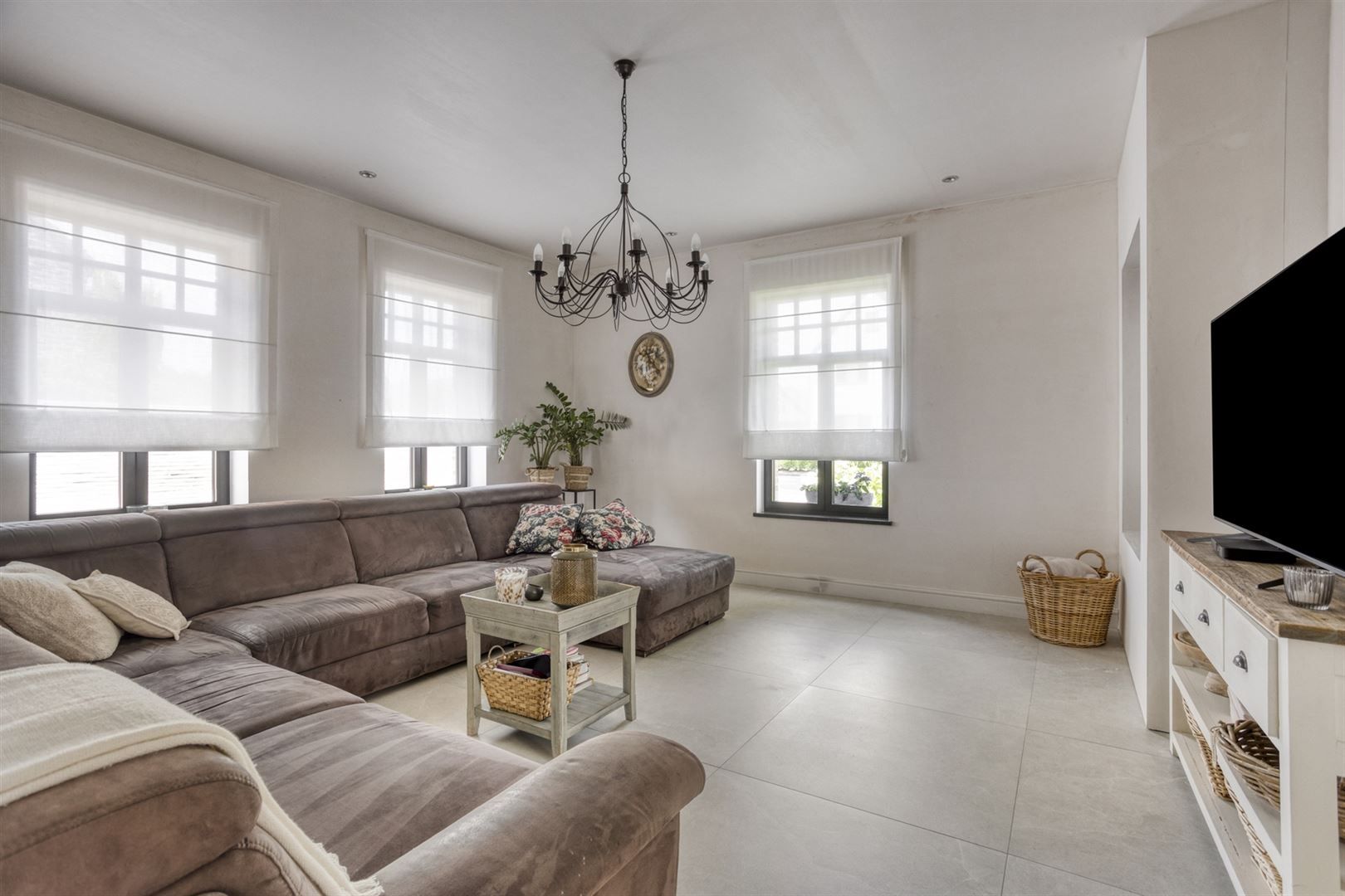 TE KOOP: Riante nieuwbouwwoning met zorgwoning te Zonhoven! foto 5