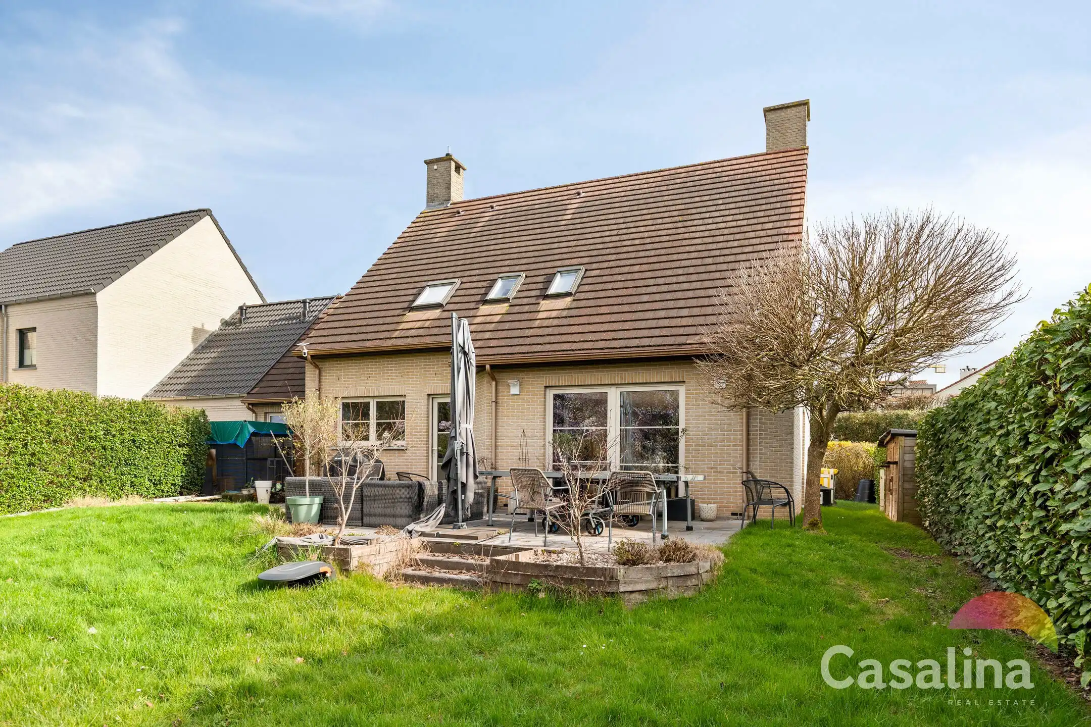 Moderne eengezienswoning  foto 2