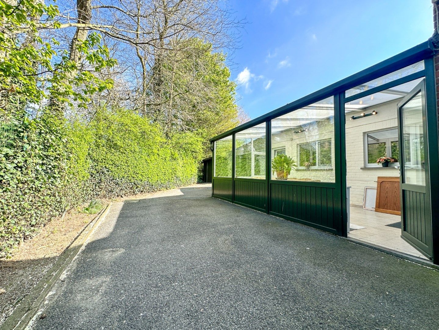 Ruime woning met tuin (perceel 524 m²), 3 slaapkamers, garage en bijgebouw/stalling, Torhout. foto 6