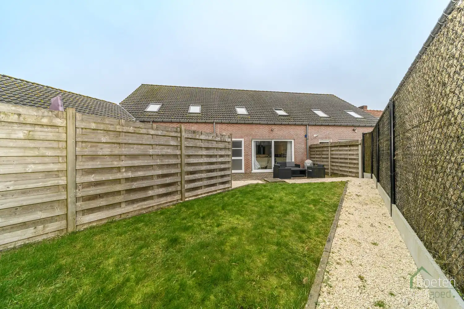 IZENBERGE: Recente rijwoning met alle comfort, 3 slaapkamers, gezellig tuintje en garage op 151m² grondopp. (verhuurd) foto 18