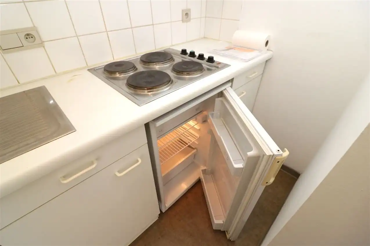 App. met één slaapkamer, autostaanplaats, nabij centrum foto 6