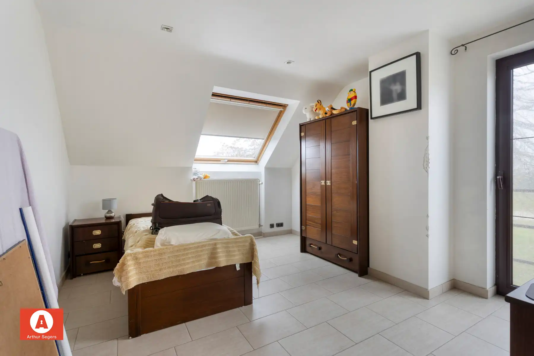 Open bebouwing in een doodlopende straat. foto 20