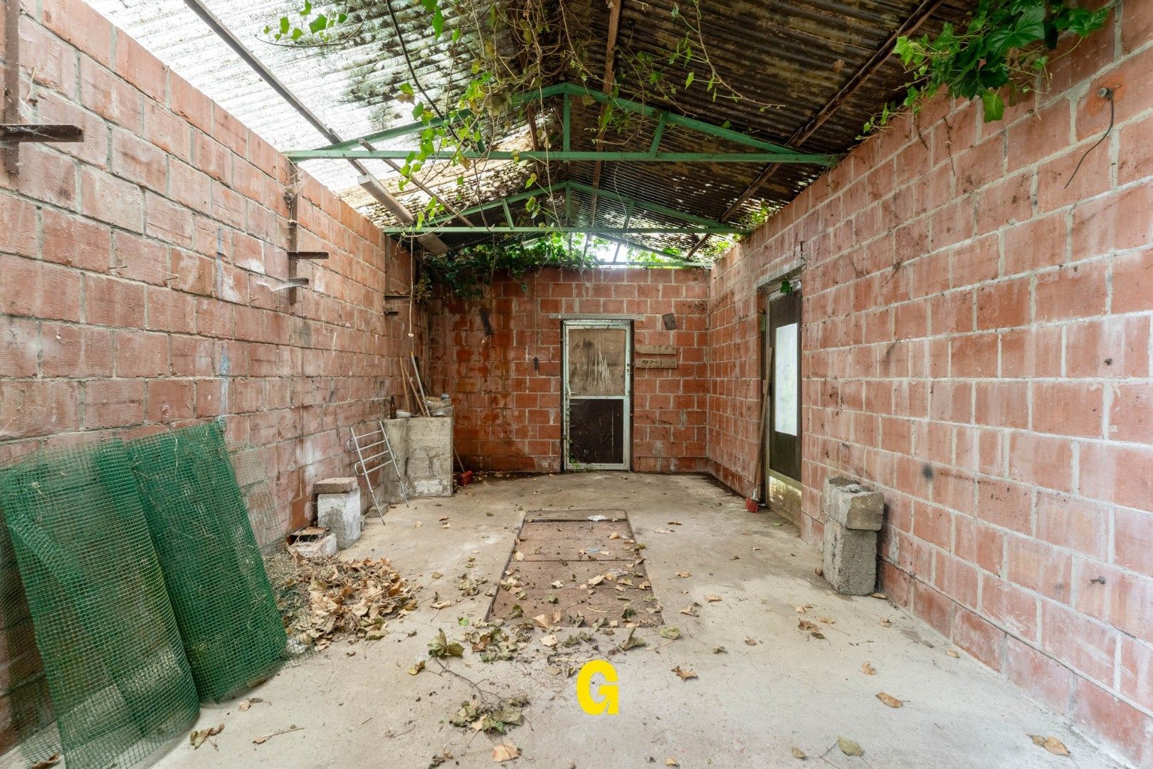 Grondig te renoveren halfvrijstaande woning met tuin op 15a 12ca in het landelijke Alt-Hoeselt foto 29