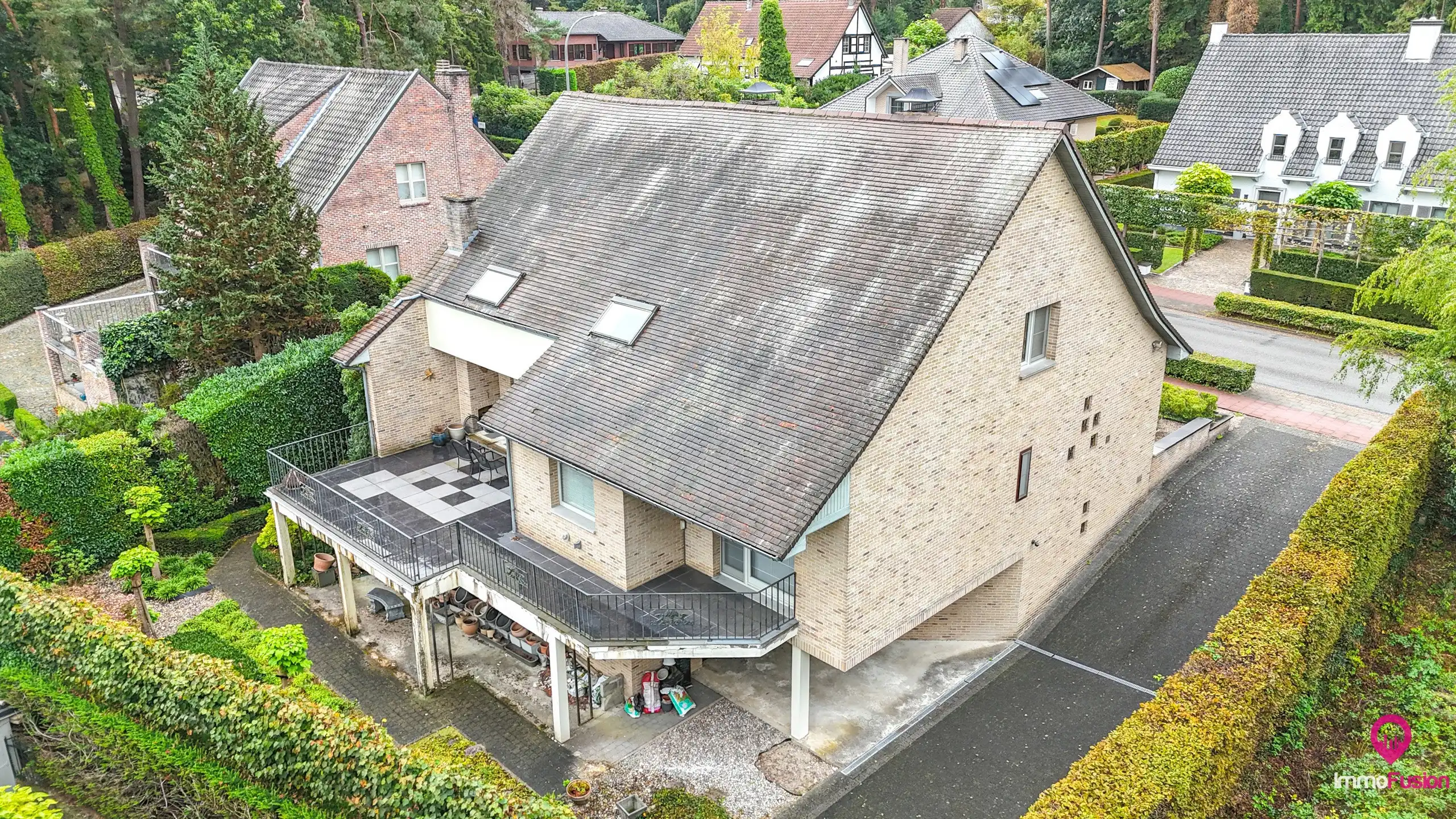 Hoog afgewerkte woning met 4 slpkms en kelder op 6are ! foto 61