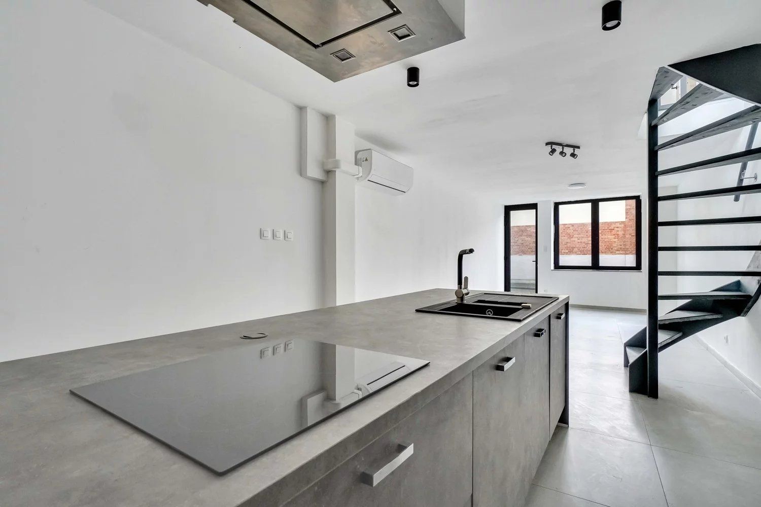 Gerenoveerde stadwoning in centrum foto 8