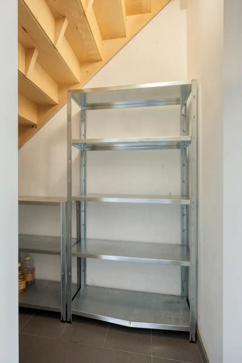 Instapklare HOB met 5 kamers + bureau, en aangename tuin! foto 14