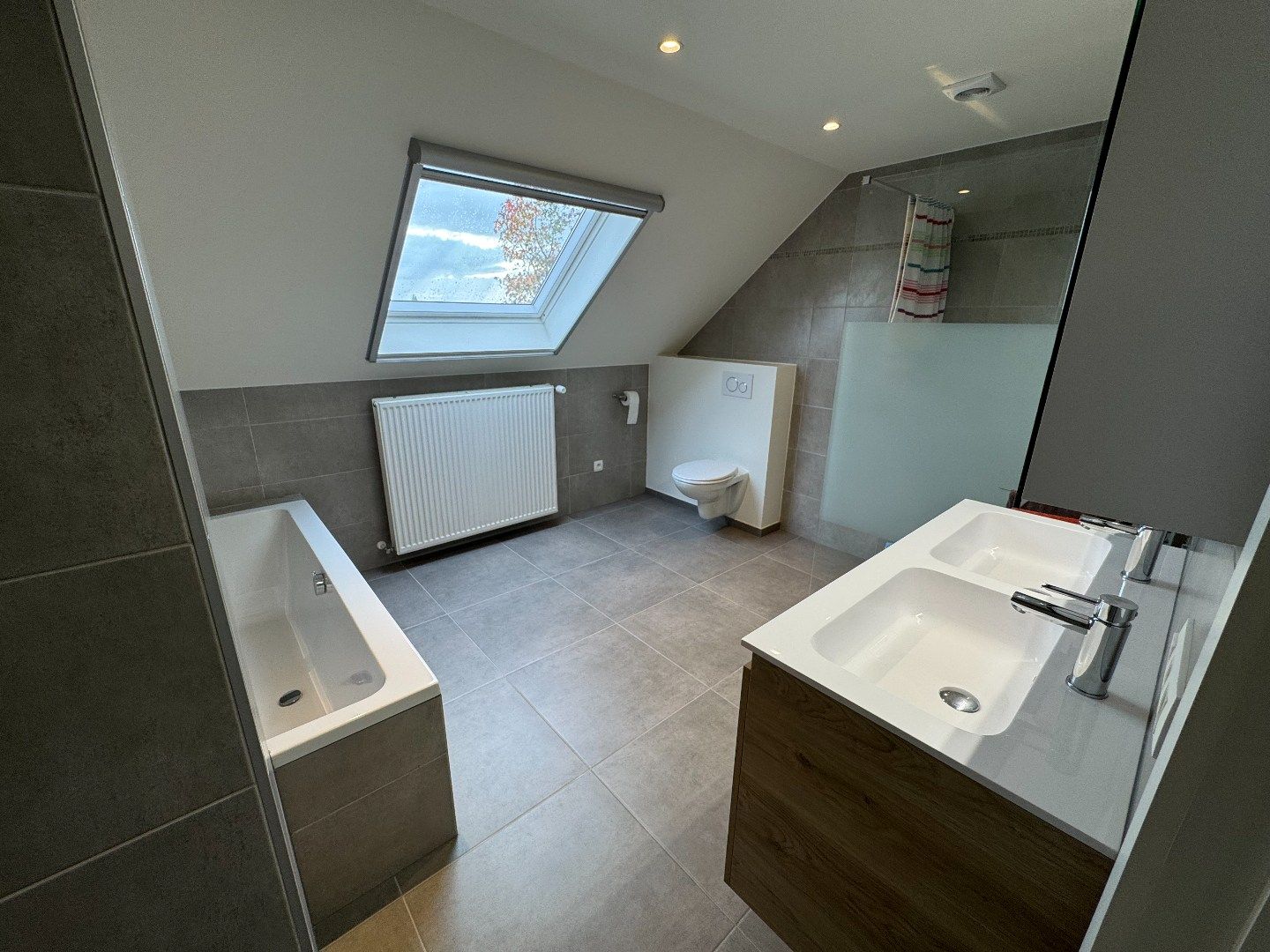 Gezinswoning op ruim perceel met 3 slaapkamers in rustige buurt van Passendale foto 6