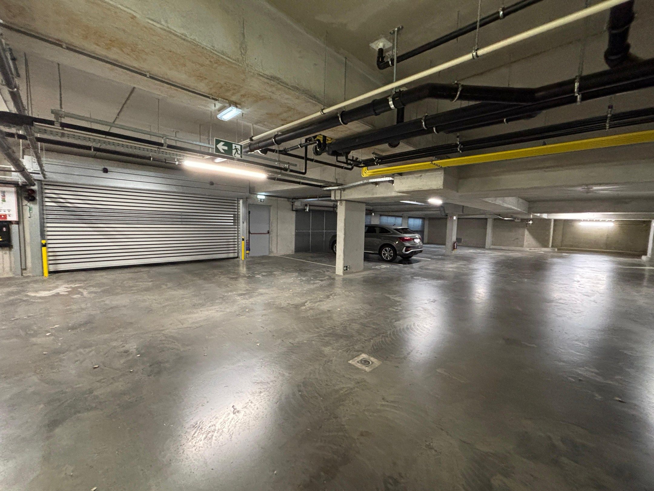 Ondergrondse parkeerplaatsen te huur, Genk centrum foto 5