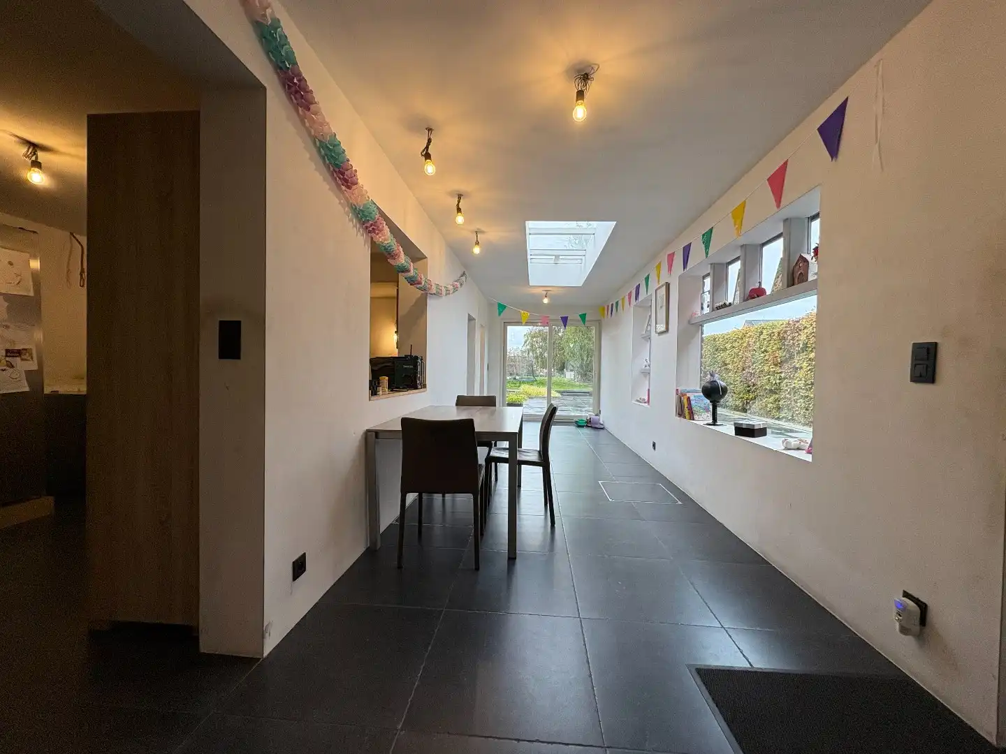 🏡 Grondig gerenoveerde woning met zonnige tuin in centrum Vlamertinge (Ieper) foto 13