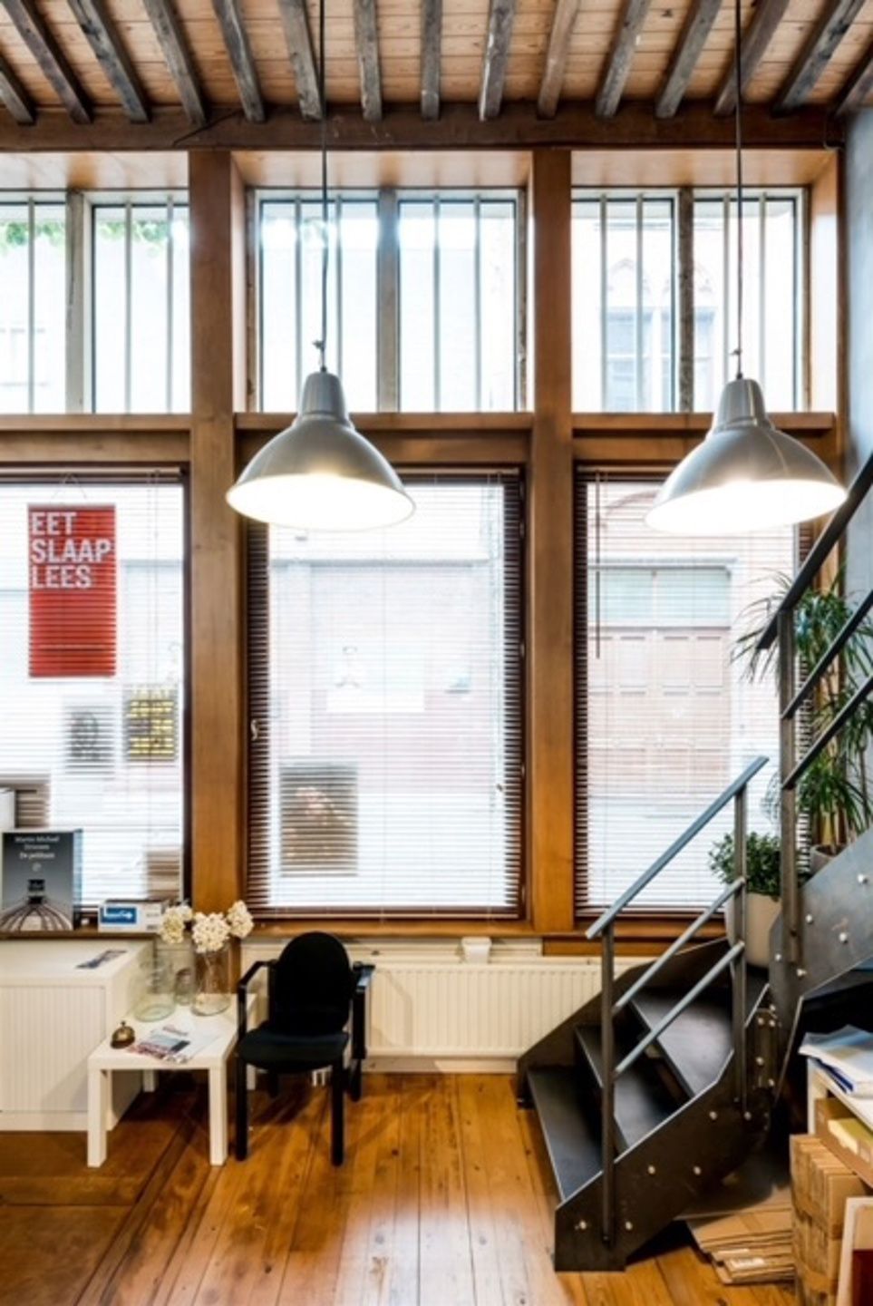 ANTWERPEN - Karaktervol kantoor op centrale locatie foto 11