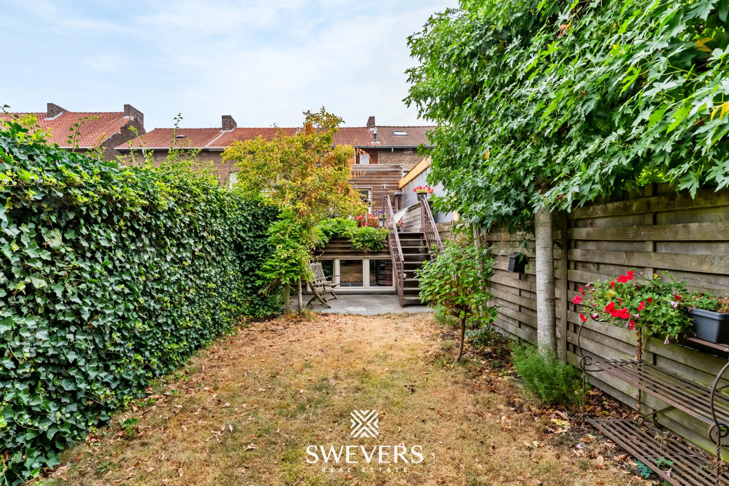 Karaktervolle stadswoning (4 slpk) met zonnige tuin in hartje Hasselt foto 24