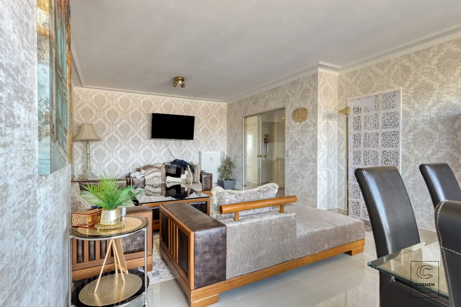 Op te frissen appartement op de zesde verdieping met twee slaapkamers op een goede locatie te Deurne! foto 4