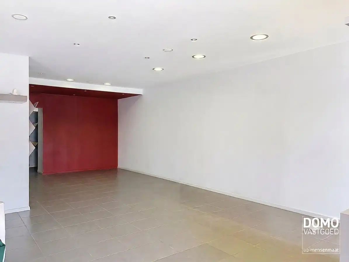 Kantoorruimte of ruimte voor vrij beroep op toplocatie in het centrum van Kermt foto 5