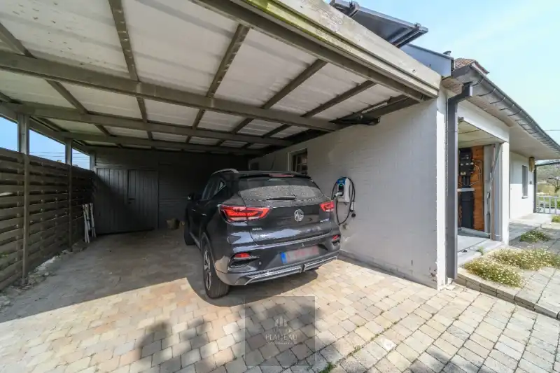 Charmante Mi Casa-villa op 1271m² op slechts 400 meter van zee. foto 34