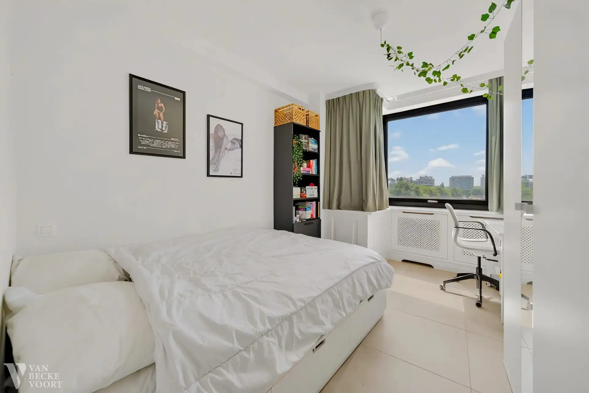 Wonen aan het park: stijlvol gerenoveerd appartement met uitzonderlijk uitzicht foto 14