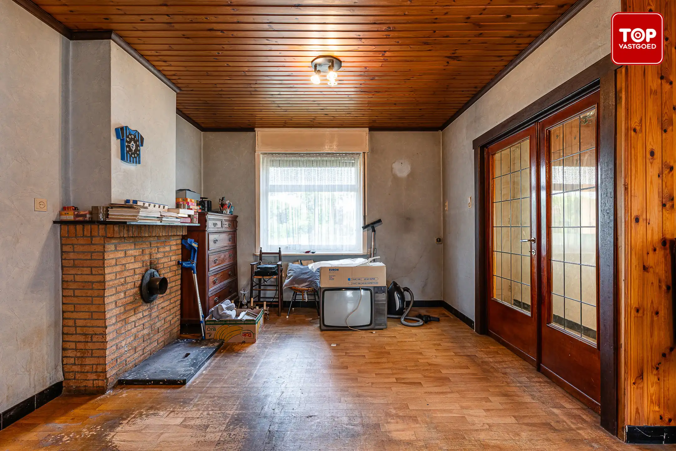 Te renoveren woning met zonnige tuin foto 3