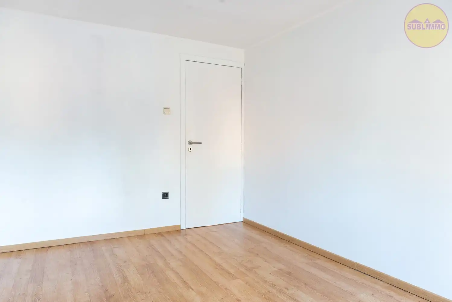 Ruime tweegezinswoning met afzonderlijk appartement op een perceel van 858 m² in Mol. ​​​​​​​T foto 17