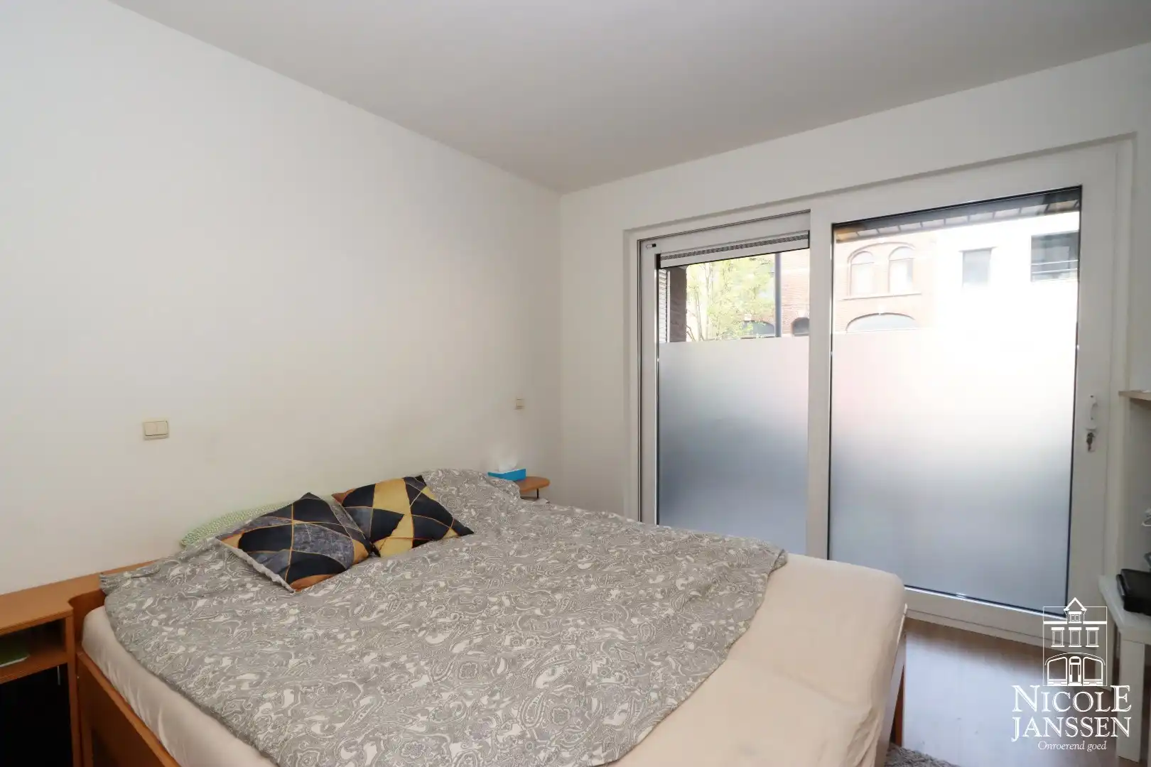 Gelijkvloers appartement met één slaapkamer en terras in het centrum van Maaseik foto 5