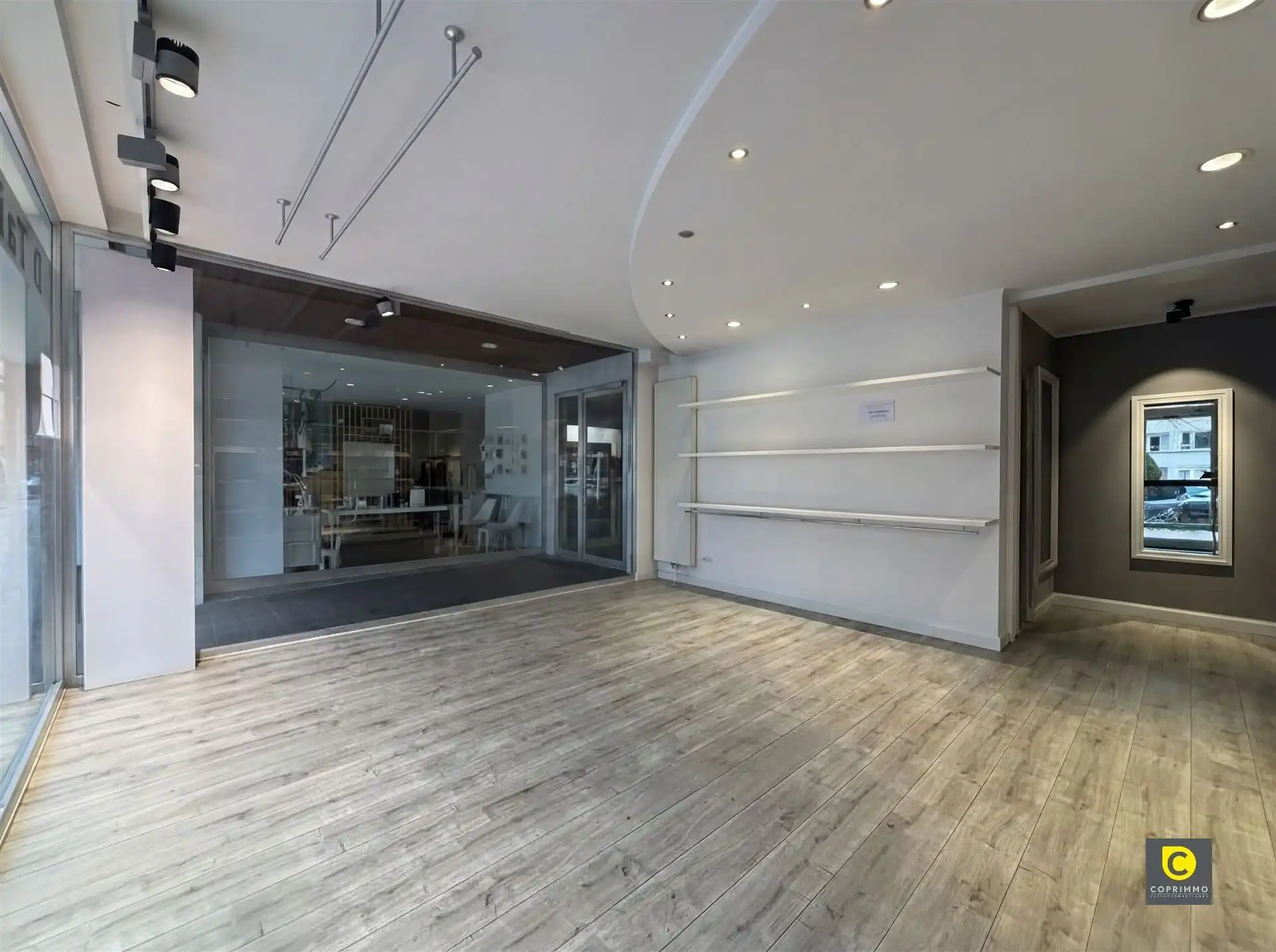 Handelsgelijksvloers foto 12