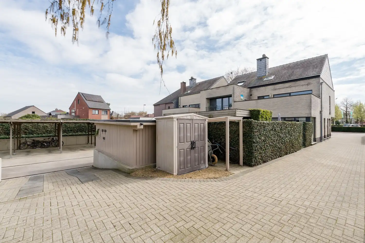 Zeer ruim appartement/stadswoning pal in het centrum van Pelt foto 44