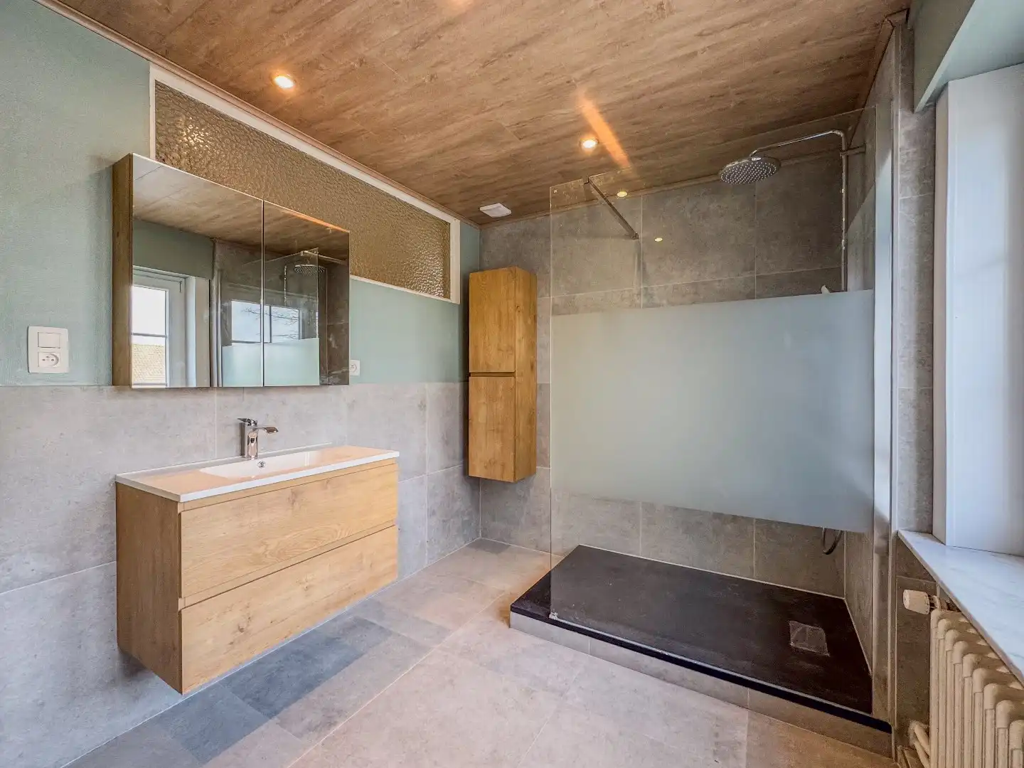 Villa met 3 slaapkamers, garage en tuin op 920m² foto 17