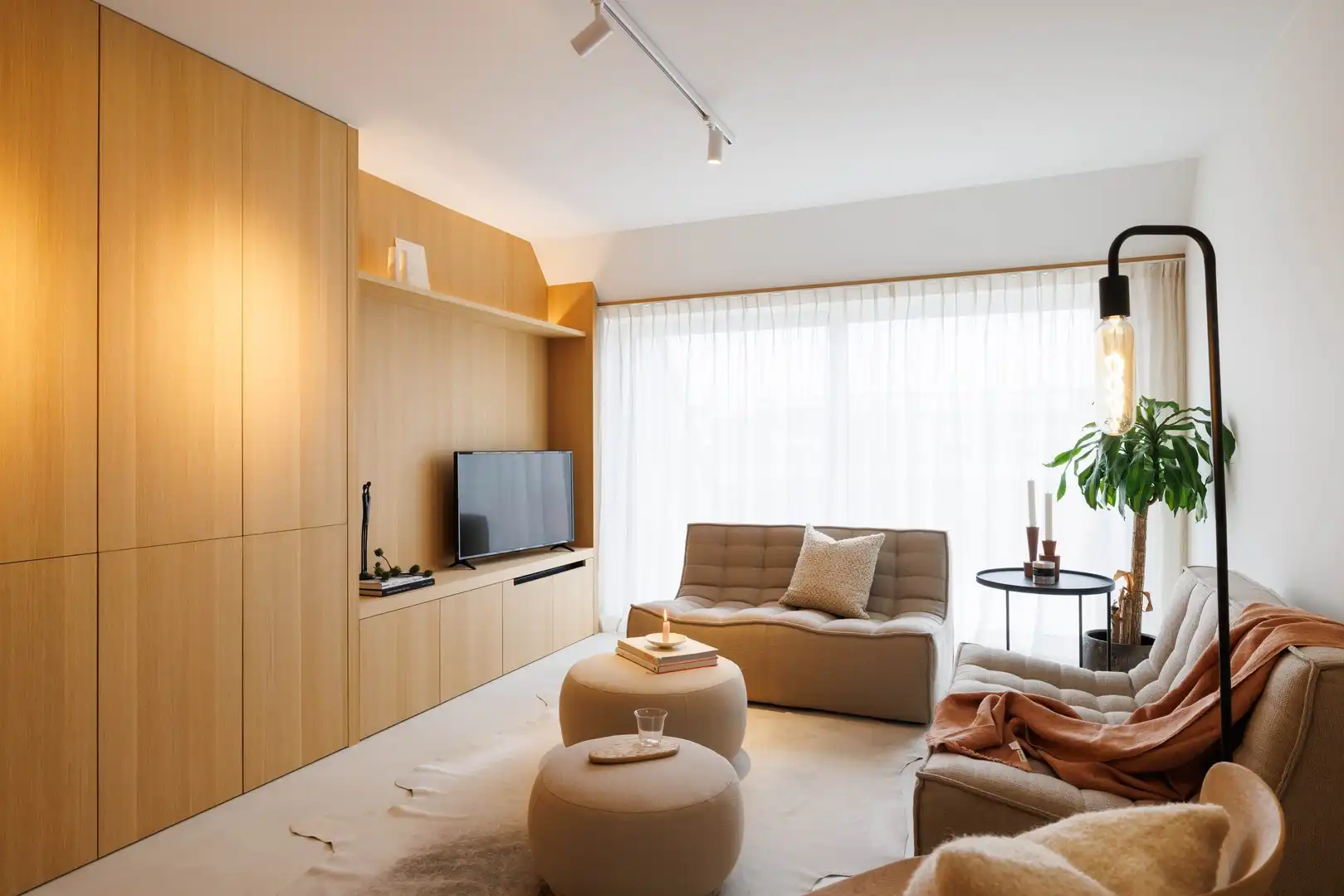 Exclusief luxe penthouse-triplex met terras in Knokke én parkeerplaats foto {{pictureIndex}}