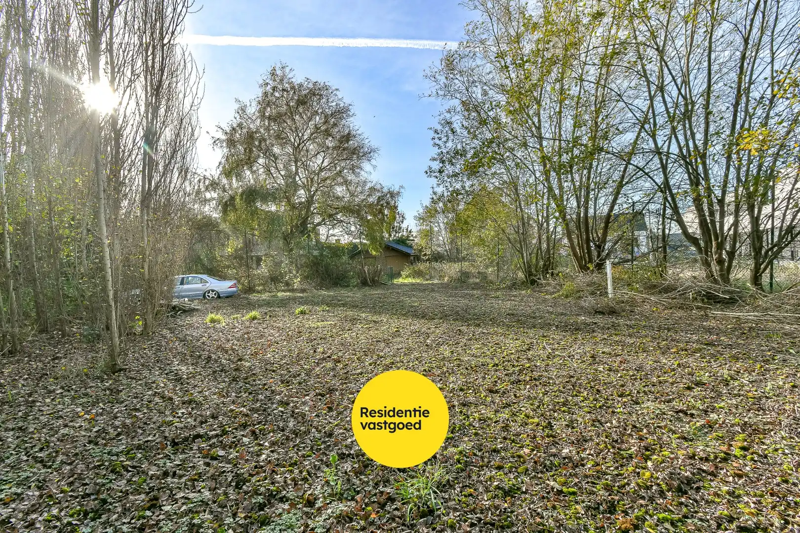 Ruim perceel bouwgrond foto 4