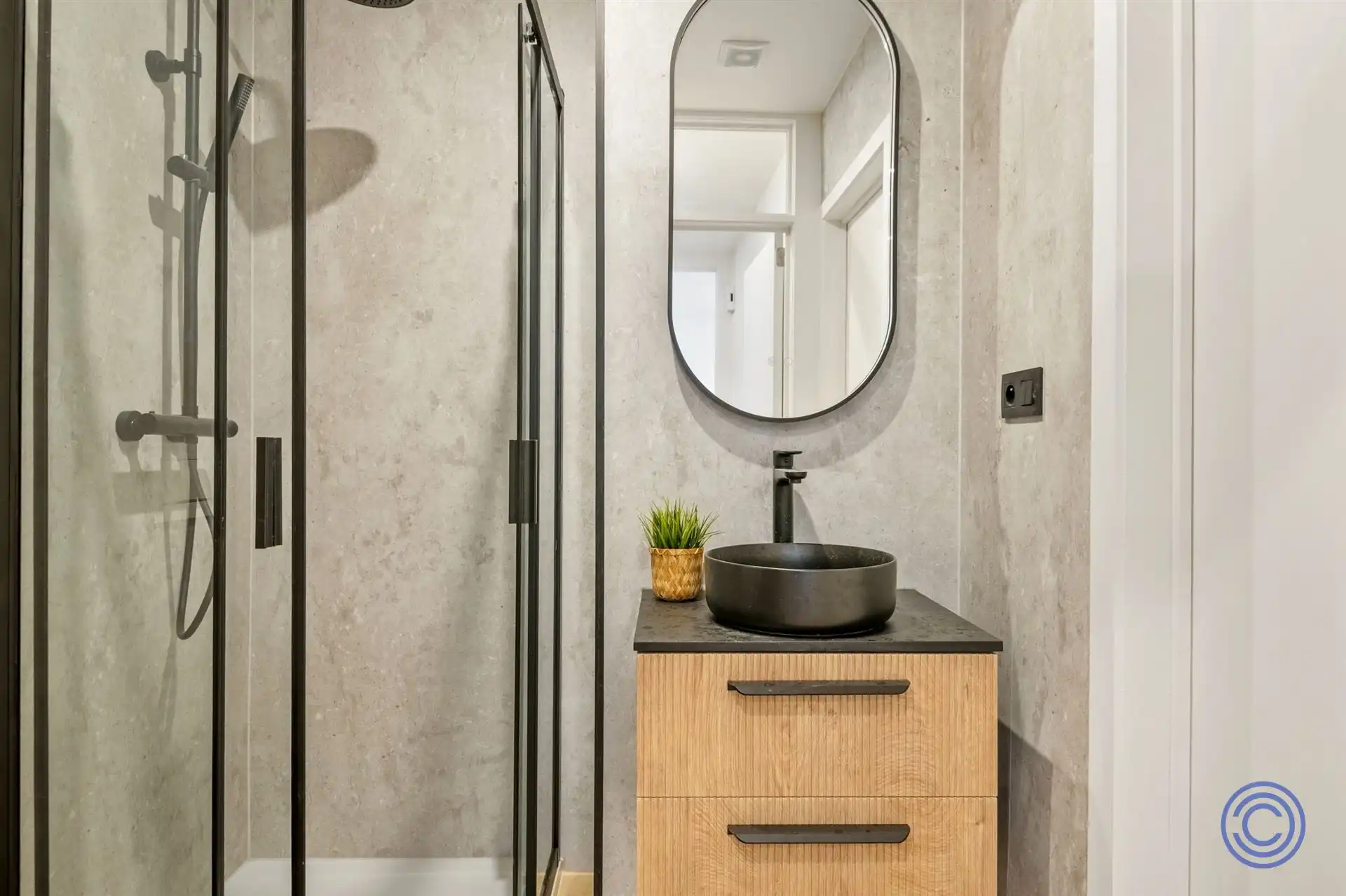 Gerenoveerd 1-slpk appartement middenin de Universiteitsbuurt! foto 7