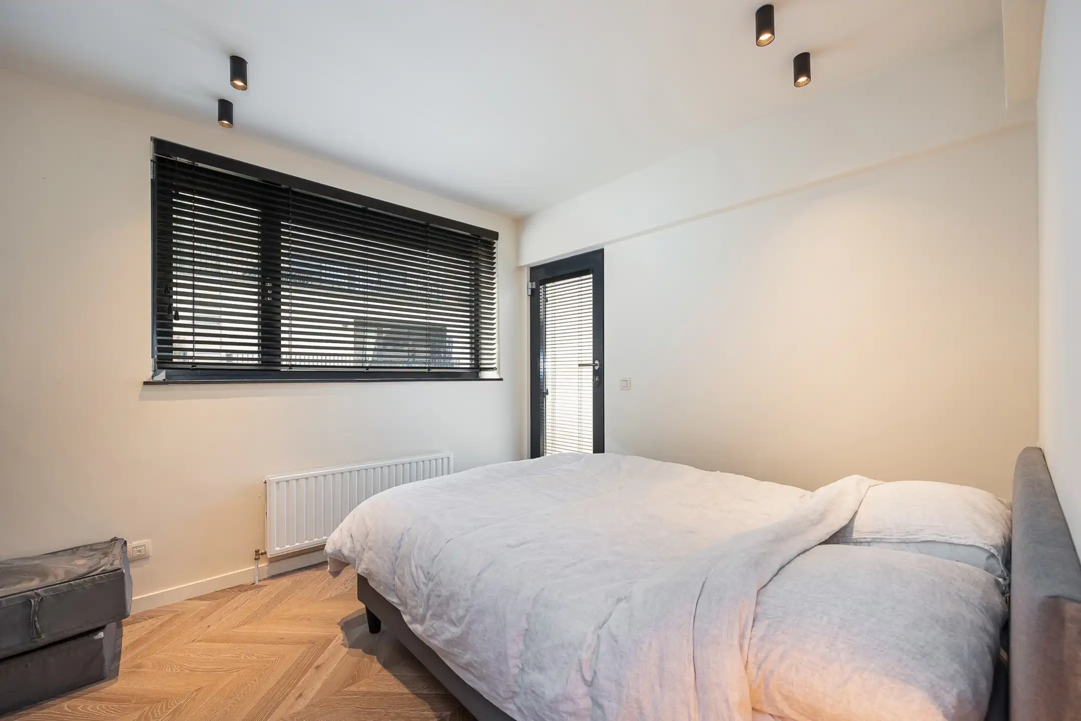 ANTWERPEN-ZUID - Achterhuis met terras en garage foto 9