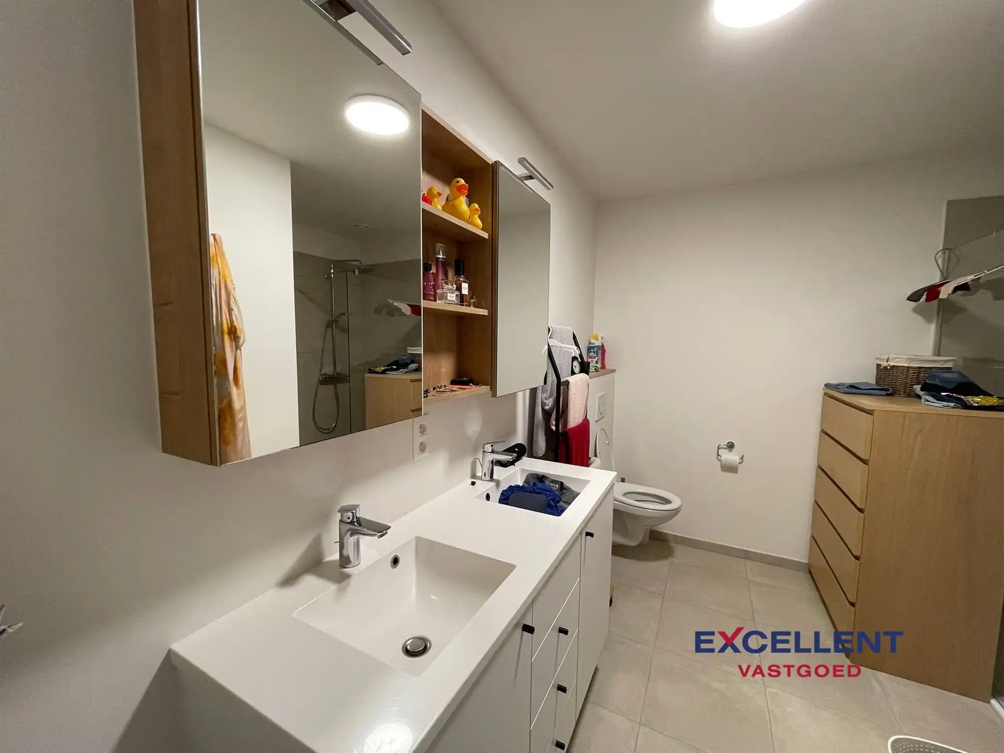 Recente energiezuinige woning te huur in Olsene! foto 7