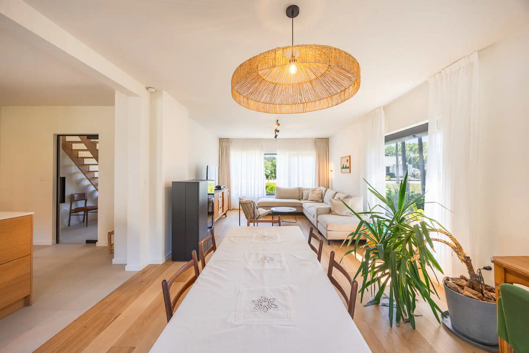 Buitenkans: gerenoveerde topwoning op prachtig perceel van 2.290 m² foto 5