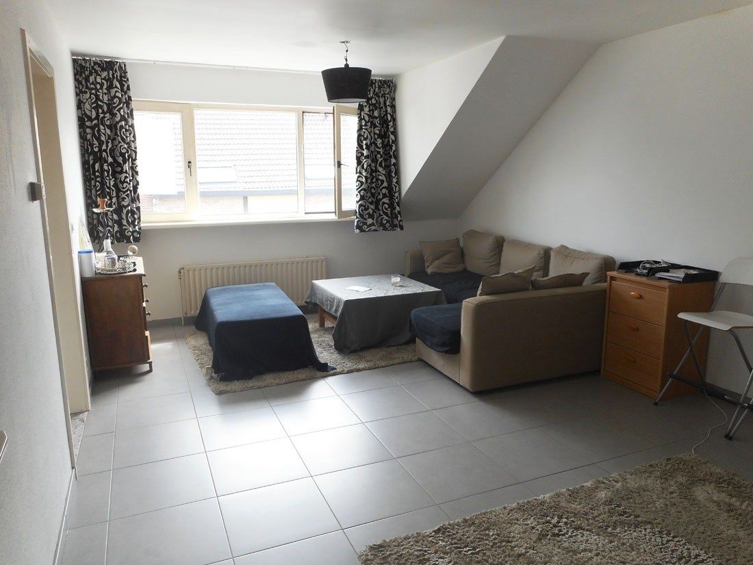 PERFECT gelegen appartement te LANAKEN foto 3