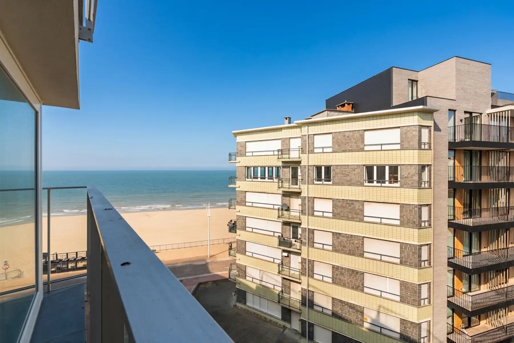 Ruim appartement met zeezicht foto 2