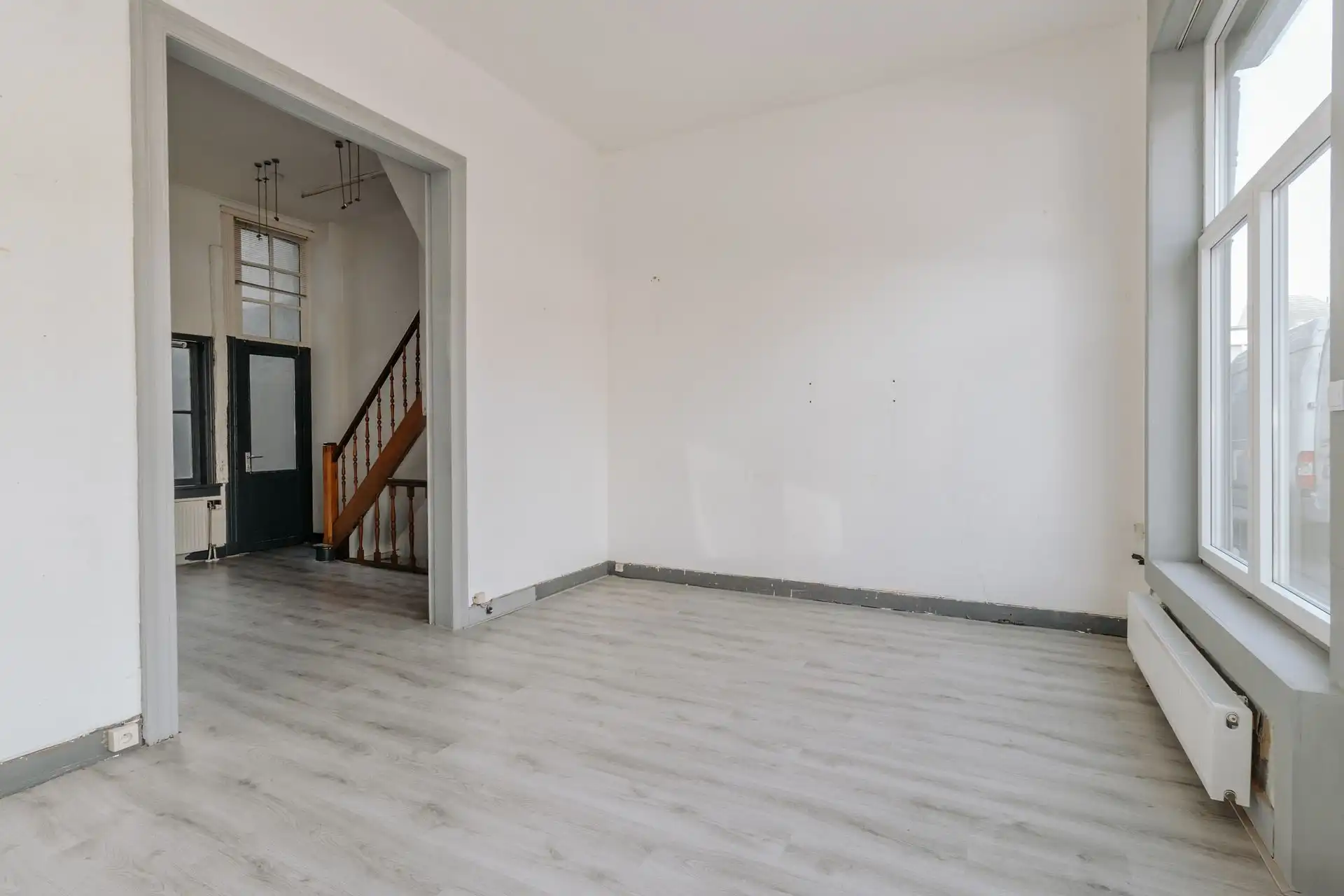 Te renoveren woning met 3 slaapkamers en koer foto 10