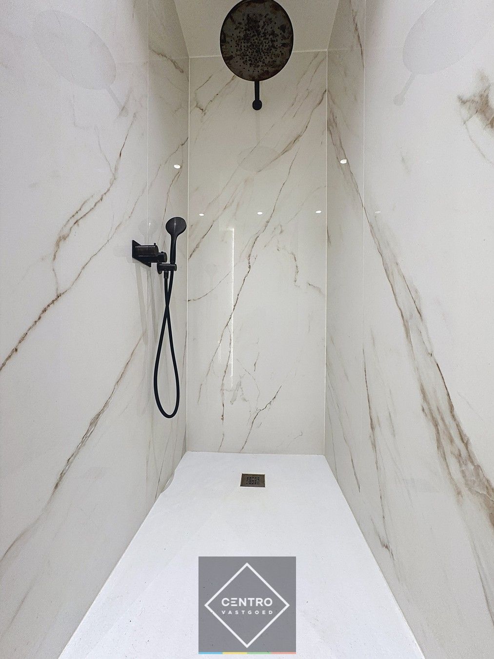 Exclusief & luxueus afgewerkt ("Obumex") VILLA-APPARTEMENT met prachtig TERRAS in een groene omgeving met ALLE PRIVACY! foto 16