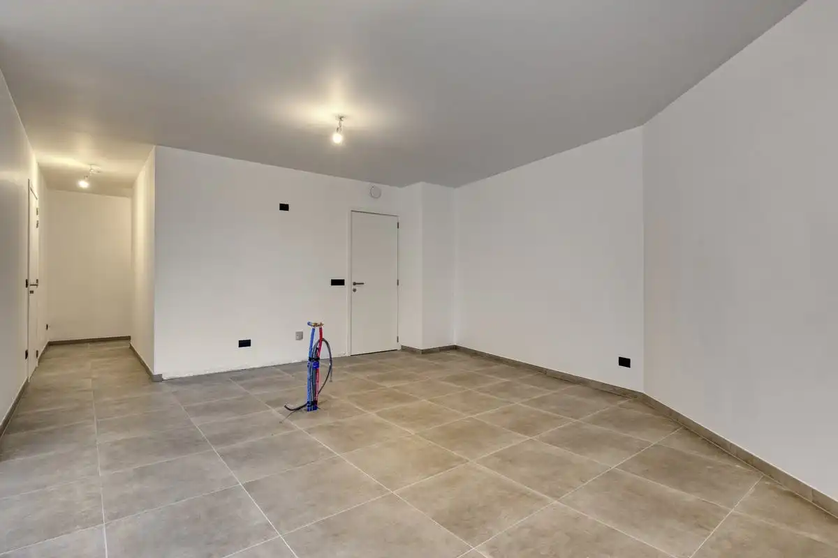 Gelijkvloers nieuwbouwappartement te koop in Anzegem foto 3