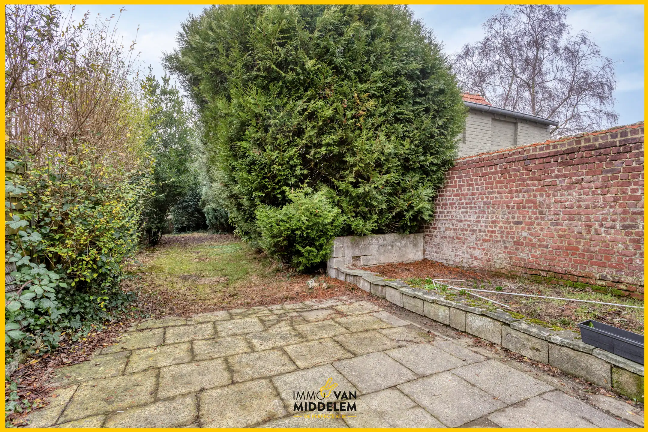 TE RENOVEREN RIJWONING MET 3 KAMERS, TUIN EN ANNEX foto 18