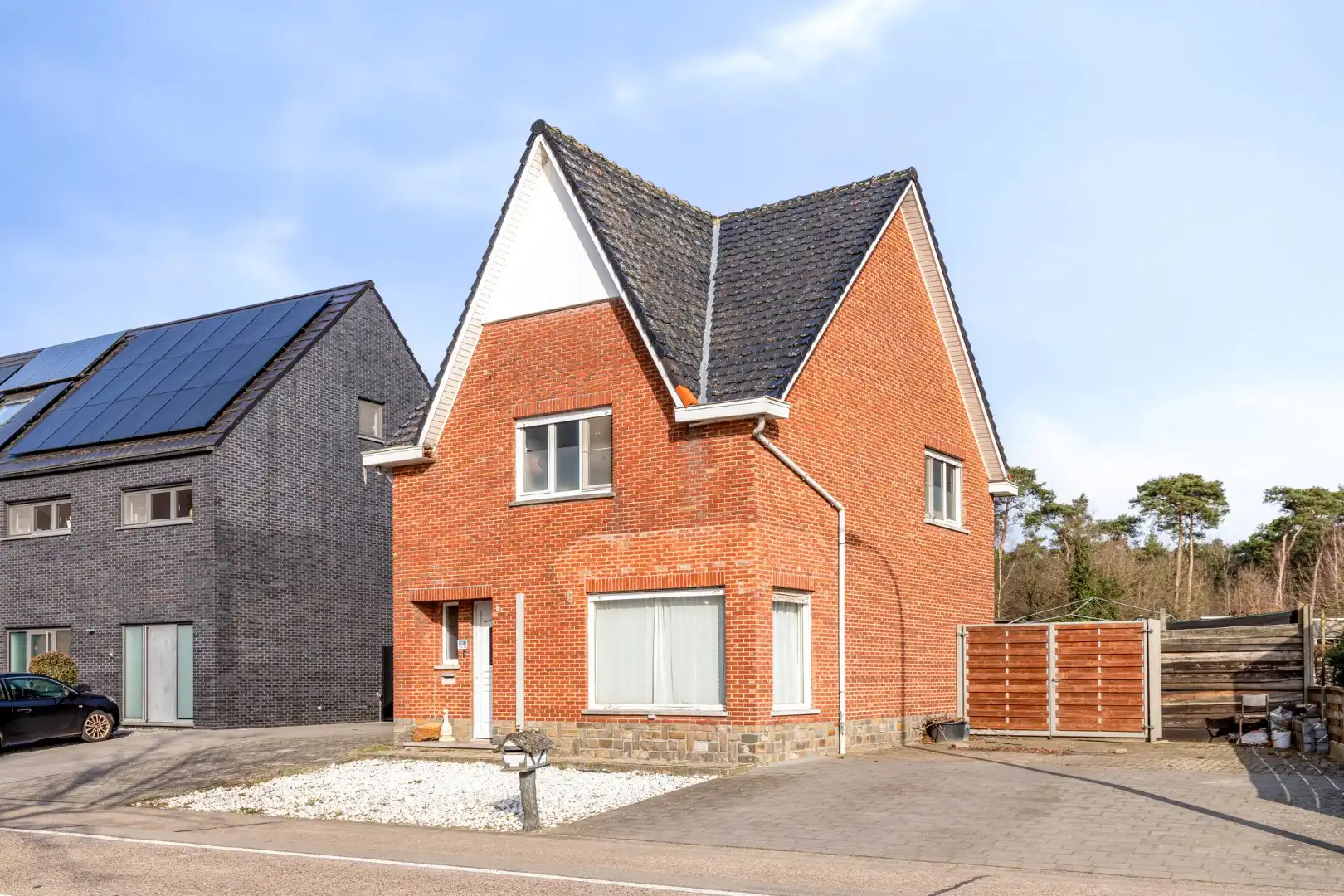 Hoofdfoto van de publicatie: Te renoveren woning met 3 slpks op een prachtig perceel van 1.428 m² ! 