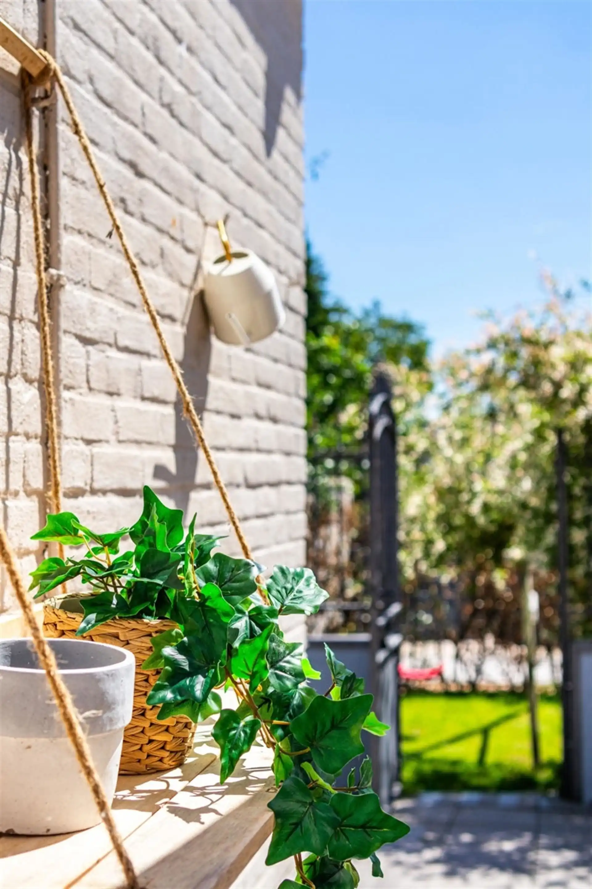 Instapklare woning met 4 slpk, kelder, ZO-tuin + uitweg foto 13