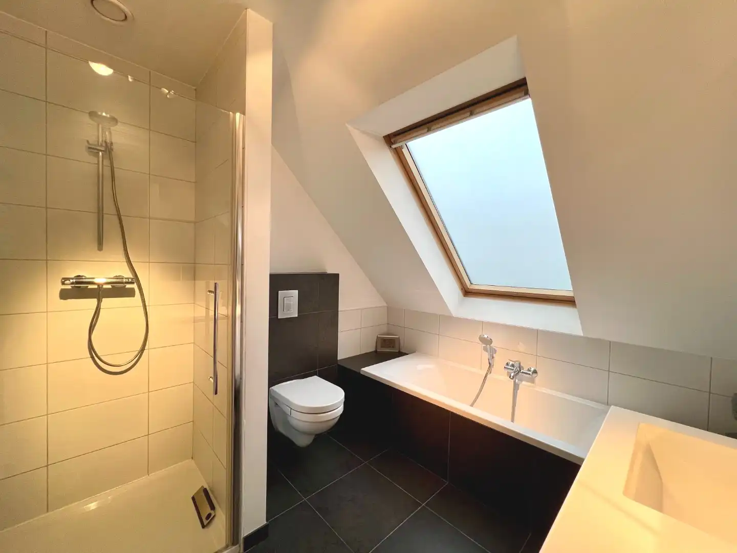 Duplex appartement met 3 slaapkamers en zolderberging foto 14