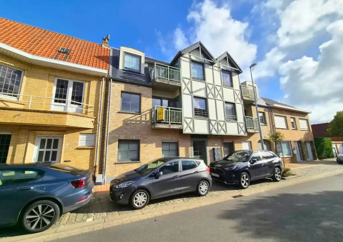 RECENT APPARTEMENT TE KOOP TE DE PANNE foto 8