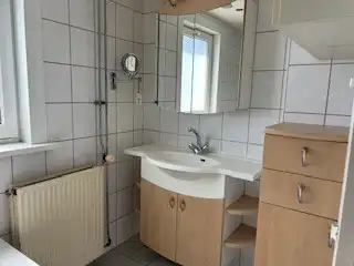 COMMERCIEEL PAND MET OPSLAGRUIMTE EN WOONHUIS OP ZICHTLOCATIE foto 14