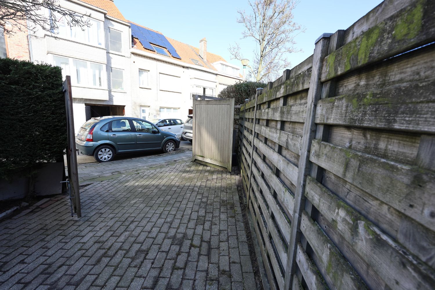Woning op uitstekende locatie! foto 19