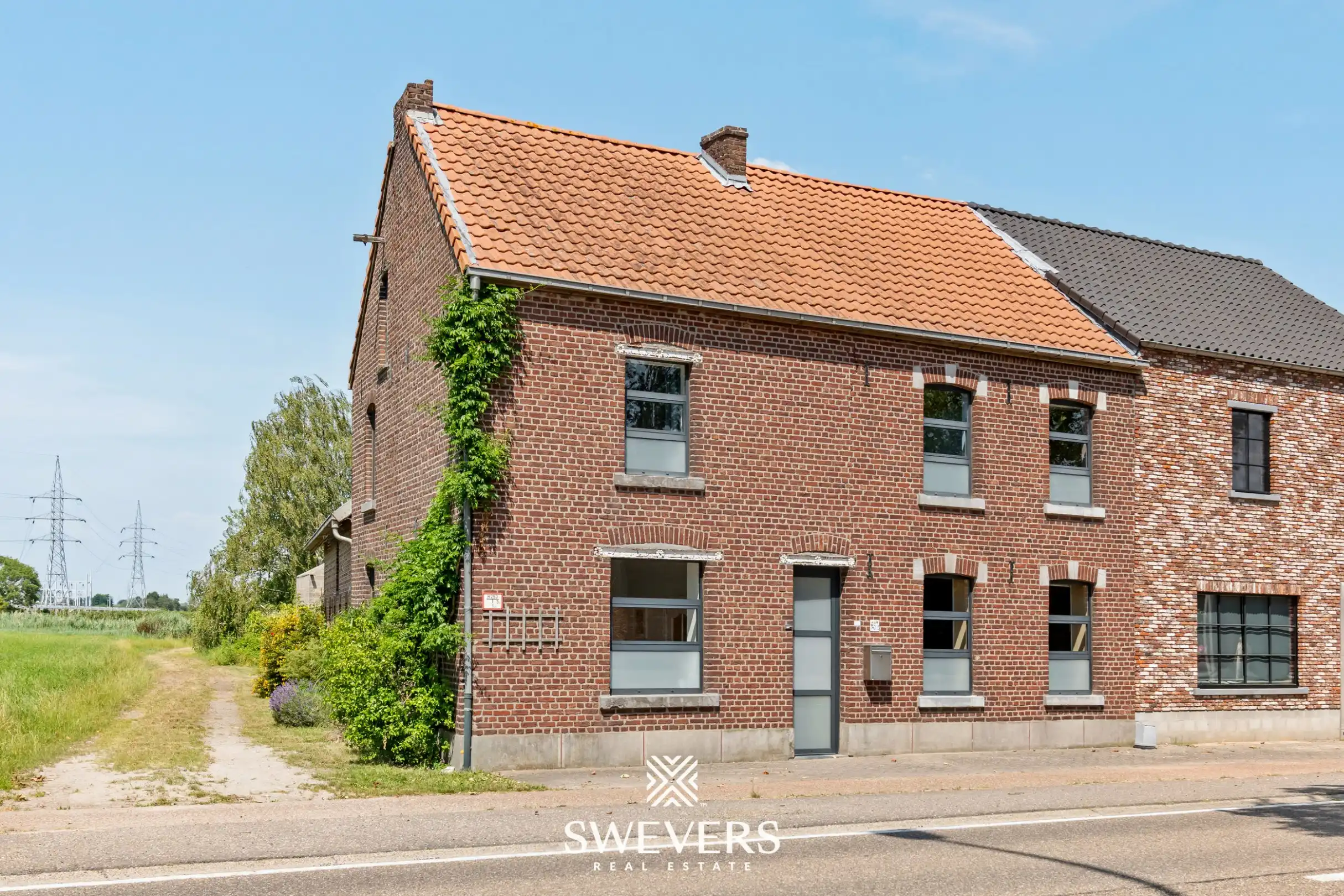 Zeer ruime woning met 5 slaapkamers, meerdere multifunctionele ruimtes en zeer ruime tuin foto 38