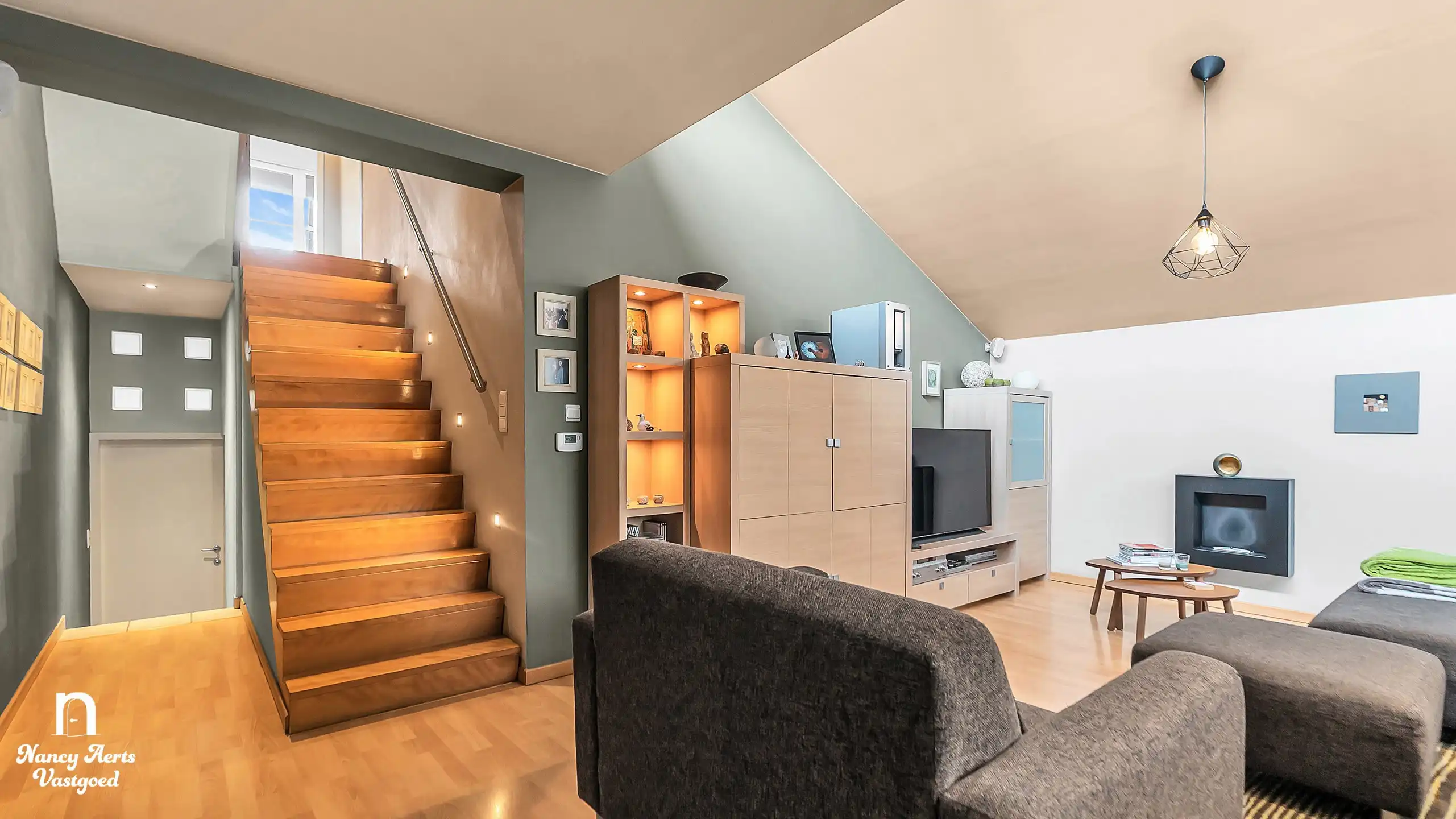 Verrassend ruime woning met praktijkruimte en gezellige tuin foto 6