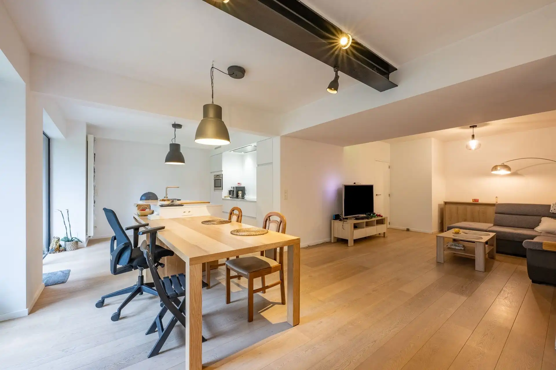 Gelijkvloers app. foto 4