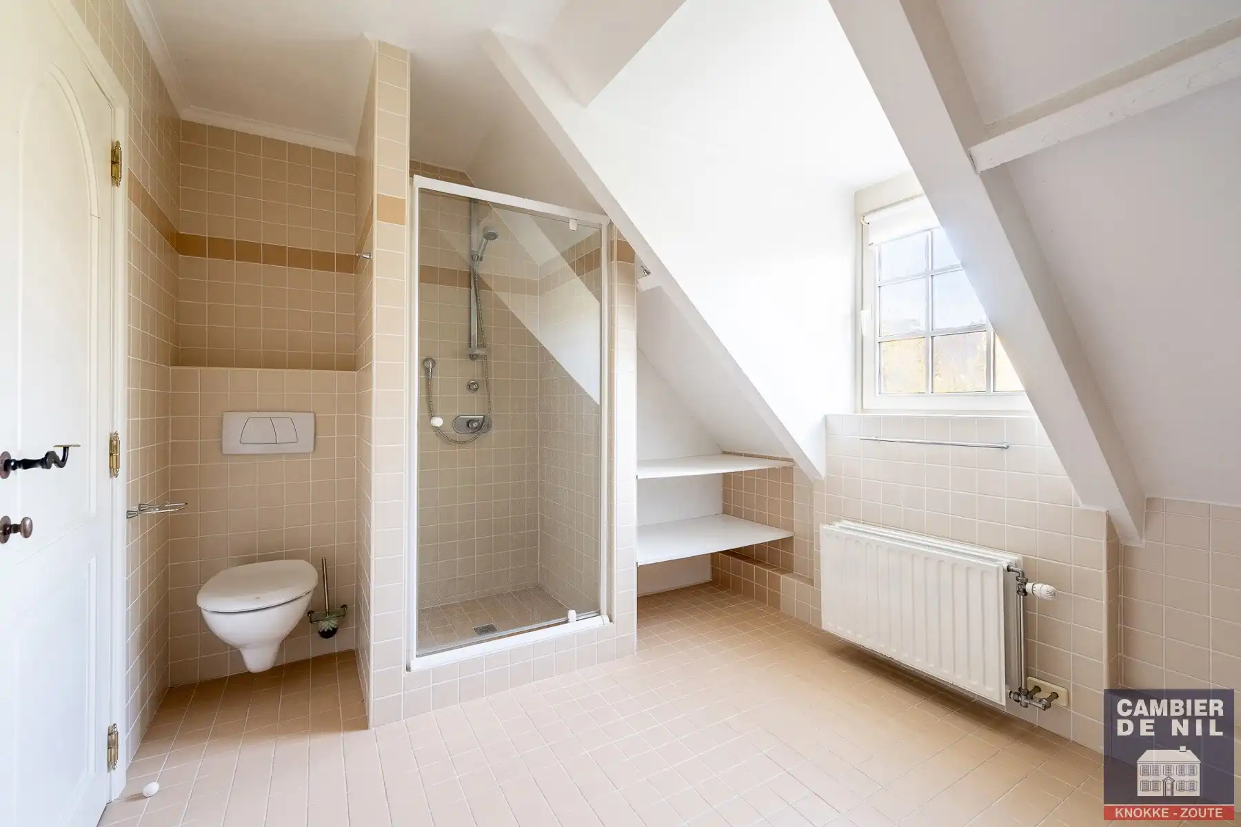 Charmante, ongemeubelde, vrijstaande villa in 2de lijn  in het zoute Zoute nabij de zee & tennis foto 23