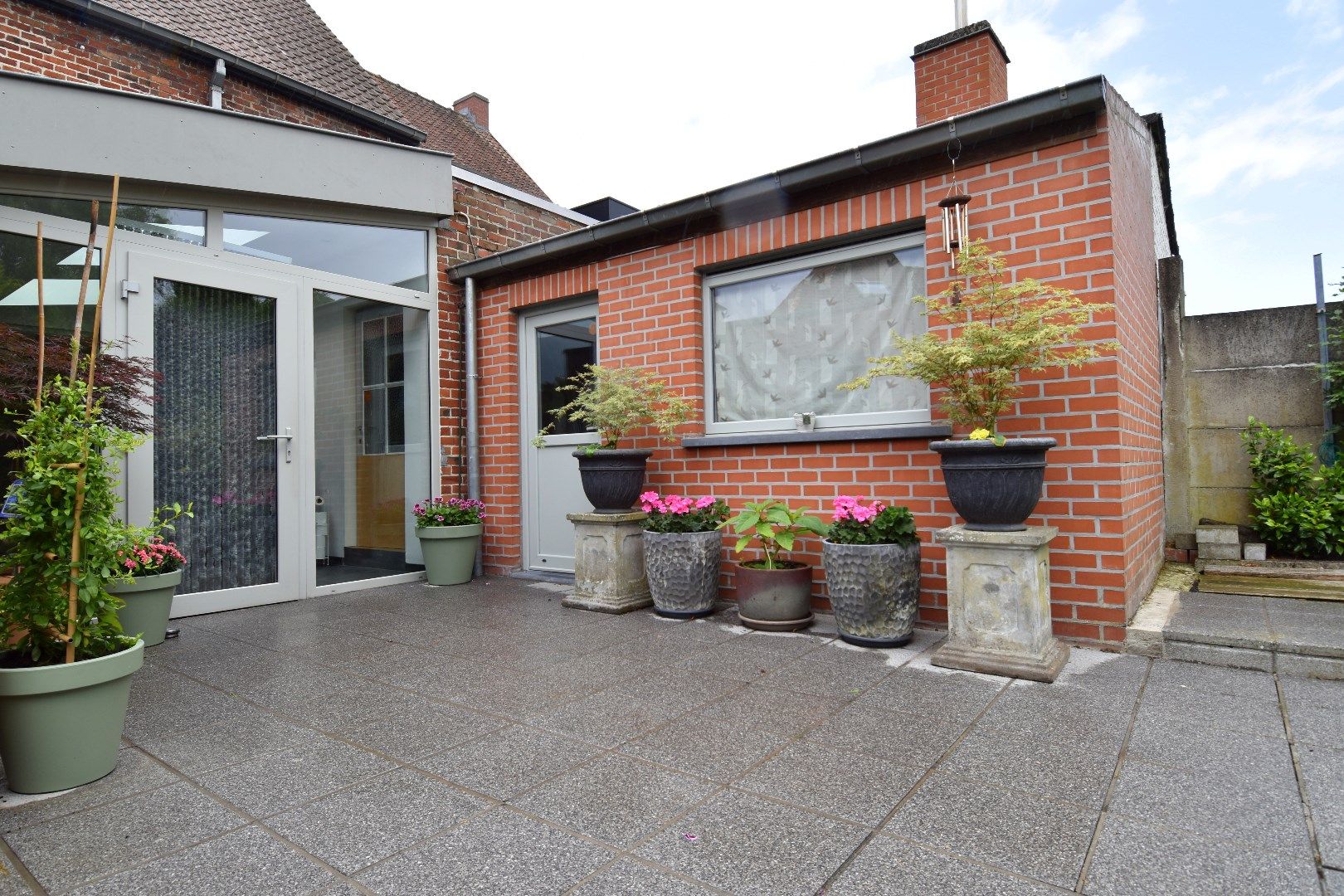 Instapklare halfopen gezinswoning met 3 slaapkamers, garage en zonnige tuin te koop in Kuurne foto 20